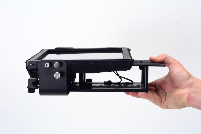 glide gear tmp100 teleprompter Glide Gear TMP 100 iPad/Smartphone Video Teleprompter